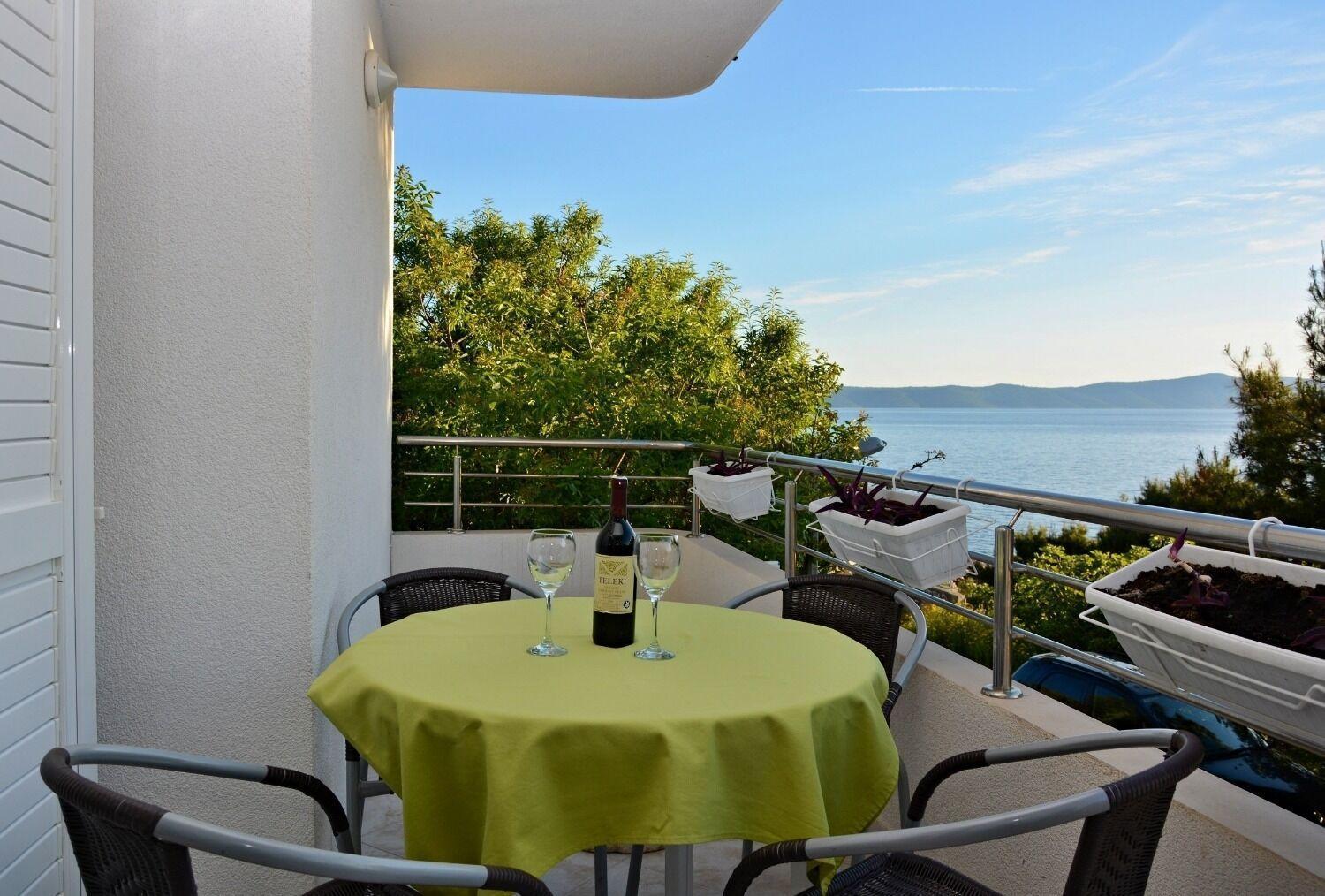 Apartments Ivi - 100 M From Pebble Beach Drasnice Exterior photo